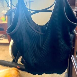 Vuori Plyo Tank Top Black Strappy Ribbed Crop Shelf Bra Sleeveless Sìze S